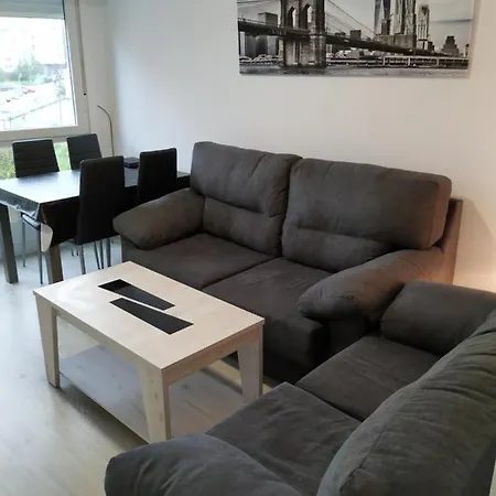 Traviesas Proximo A La Playa Facil Aparcamiento. 8 Huespedes. شقة فيجو