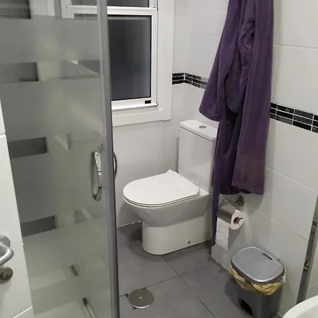 Apartment Traviesas Proximo A La Playa Facil Aparcamiento. 8 Huespedes. Vigo