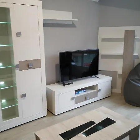 Traviesas Proximo A La Playa Facil Aparcamiento. 8 Huespedes. شقة